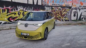 Volkswagen ID.Buzz přední a boční pohled