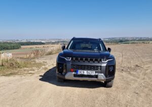 SsangYong Torres - přední pohled.