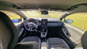 Renault Clio E-Tech 145 Esprit Alpine - interiér