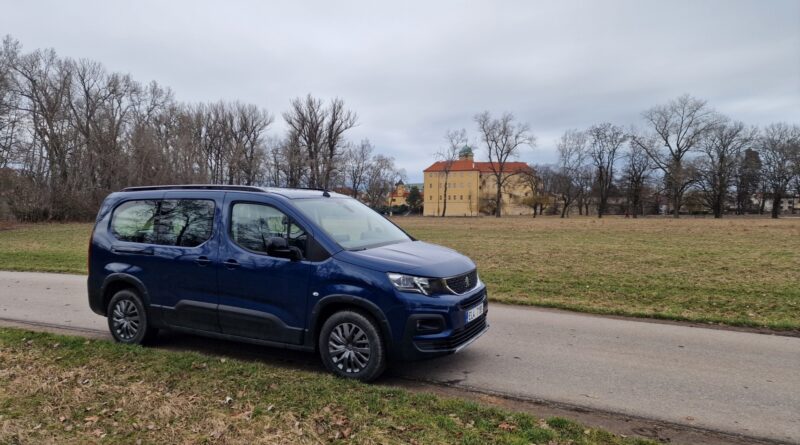 Test Peugeot e-Rifter 50 kWh: Krabičková elektřina