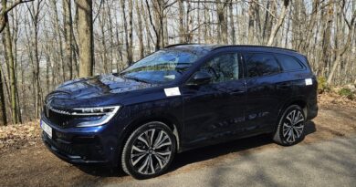 Renault Espace E-Tech