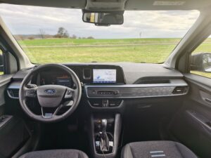 Ford Tourneo Courier Active - pracoviště řidiče