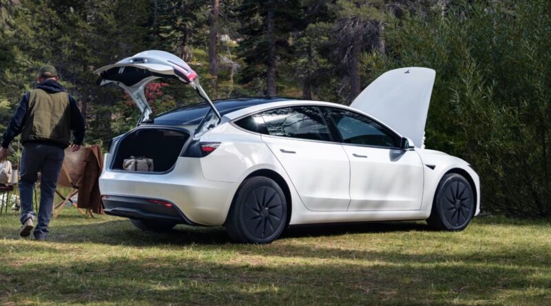 Ceny Toyota RAV4, Tesla 3 Standard, Seat Arona & Ibiza atd. I Novinky