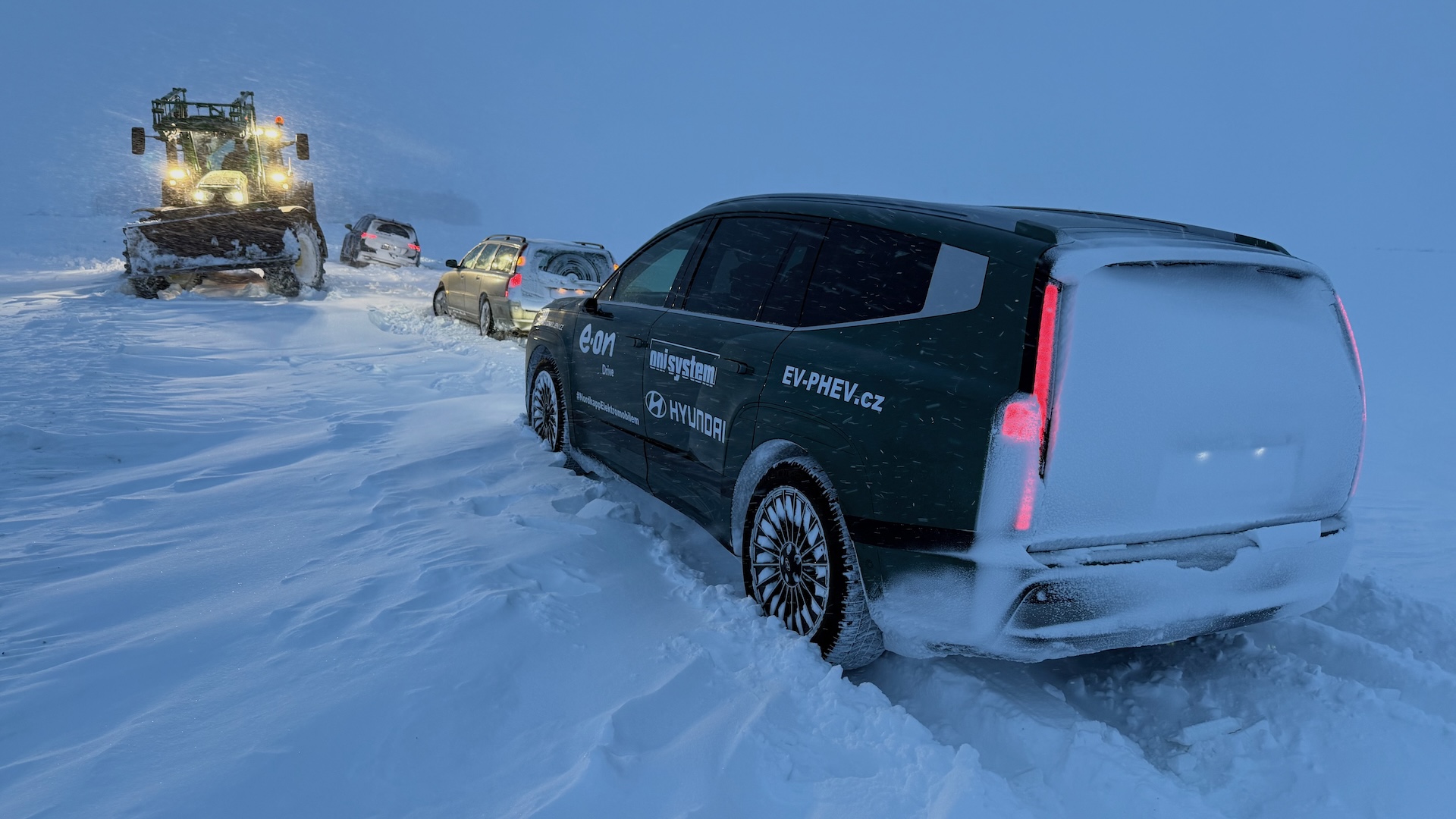 Nordkapp elektromobilem: Hyundai Ioniq 9 ve sněhové kalamitě v Poibaltí