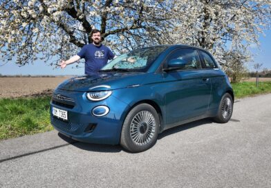 Test Fiat 500 Hybrid: Italská kabelka opět na benzín