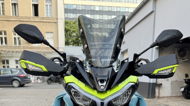 BENELLI TRK 902 X vs. TRK 902 STRADALE první dojmy