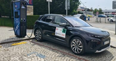 Škoda Elroq v závodním
