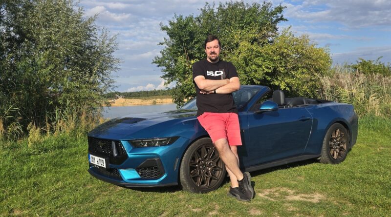 Test Ford Mustang GT Convertible: V8 hrom s vychřicí